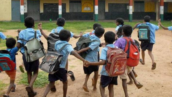 PIL in SC demands common syllabus for all students under 6 to 14 age group KPP PIL in SC demands common syllabus for all students under 6 to 14 age group KPP
