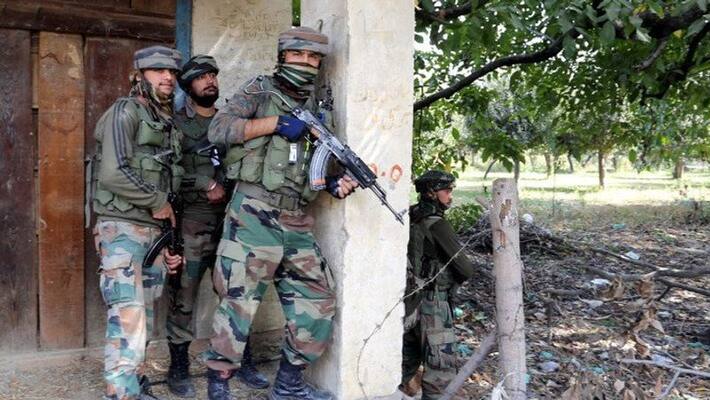 jammu kashmir one terrorist killed by indian army in a joint operation in shopian weapons recovered KPY jammu kashmir one terrorist killed by indian army in a joint operation in shopian weapons recovered KPY