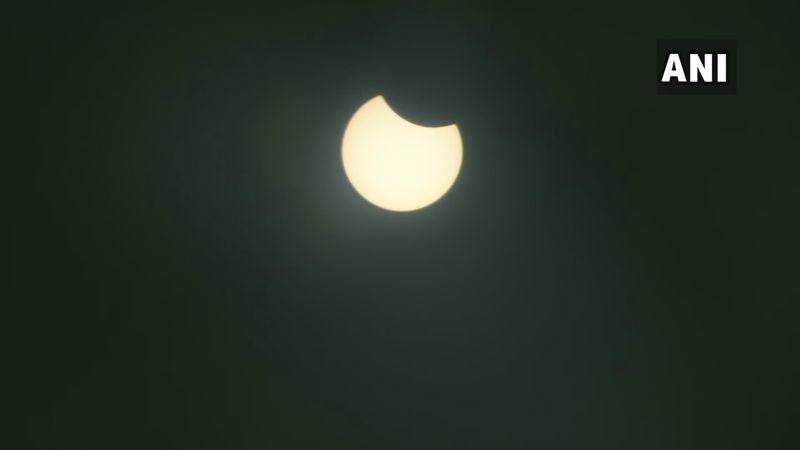 সূর্যগ্রহণ এশিয়া, আফ্রিকা, প্রশান্ত মহাসাগরীয় অঞ্চল, ভারত মহাসাগর, ইউরোপ এবং অস্ট্রেলিয়ার অনেক জায়গায় দৃশ্যমান হবে।