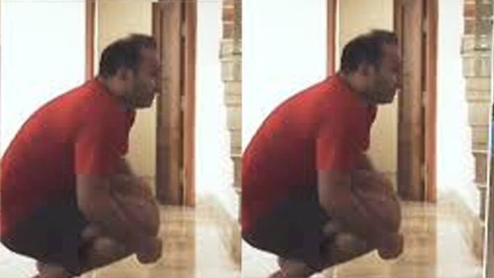 International Yoga Day 2020: former cricketer Virender Sehwag Gets Hilariously Roasted For His Act International Yoga Day 2020: former cricketer Virender Sehwag Gets Hilariously Roasted For His Act