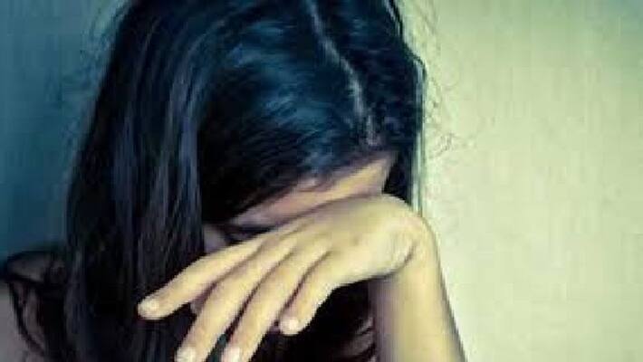 Dad nad boy friend molest girl in Thane of Mahatshtra Dad nad boy friend molest girl in Thane of Mahatshtra