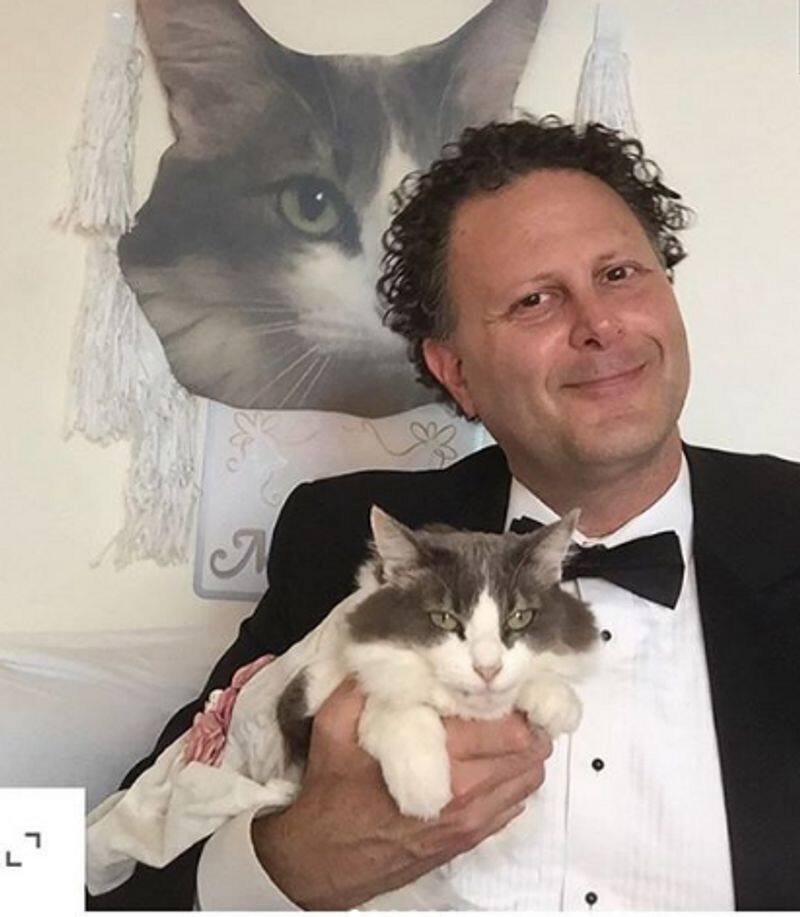 California man married his cat to help animals