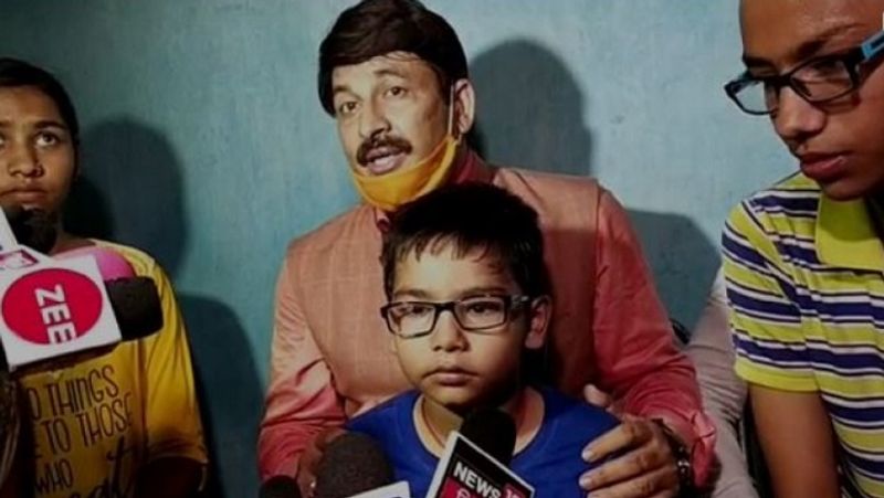 सांसद मनोज तिवारी ने कहा कि बिहार की भूमि वीरों की भूमि रही है। शहीद सुनील कुमार के हम कर्जदार हैं। जिन्होंने भारत माता के लिए देश के प्रति अपने कर्तव्यों का निर्वहन करते हुए अपनी शहादत दी।