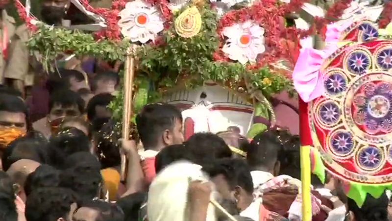 जगन्नाथ रथ यात्रा।