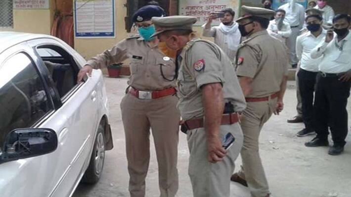 stone pelting on judge car in auraiya seals border of district in search of miscreants kpl stone pelting on judge car in auraiya seals border of district in search of miscreants kpl