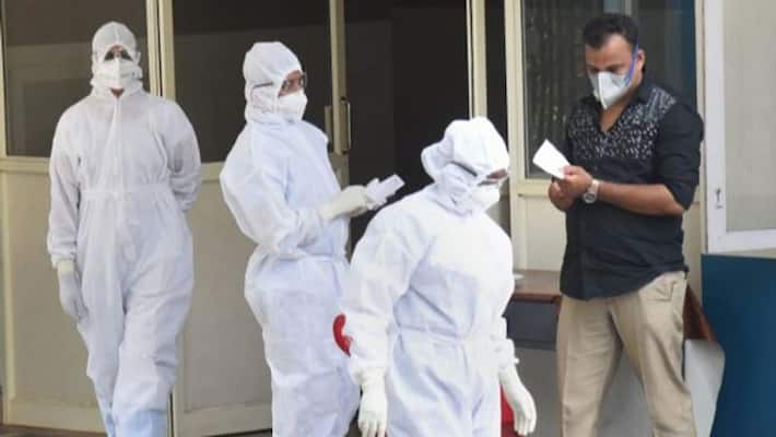 Body of corona suspect lying outside the house overnight health department team did not reach kpl Body of corona suspect lying outside the house overnight health department team did not reach kpl