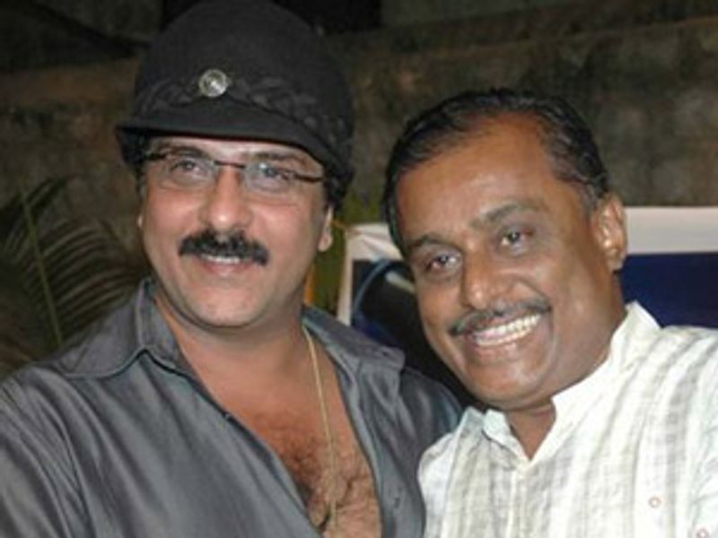 ಕೇವಲ ಸಂಗೀತ ,ಸಾಹಿತ್ಯವಷ್ಟೇ ಅಲ್ಲ ಕಥೆ ,ಚಿತ್ರಕಥೆ ,ಸಂಭಾಷಣೆ ಹೀಗೆ ಎಲ್ಲಾ ವಿಭಾಗಗಳಲ್ಲೂ ದುಡಿದ ಹೆಗ್ಗಳಿಕೆ ಇವರದು.