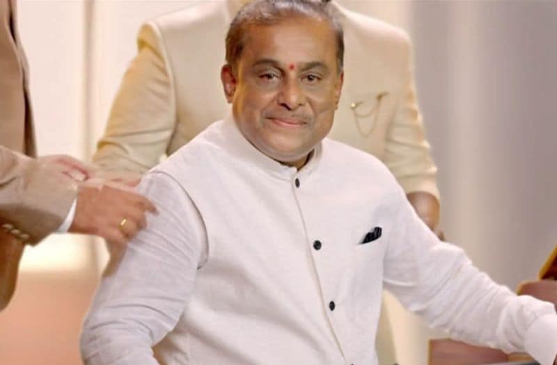 ಕನ್ನಡ ಜನಪದಕ್ಕೆ ಹೊಸ ರೂಪ ನೀಡುವ ಸಲುವಾಗಿ ಹಂಸಲೇಖ ದೇಸಿ ಶಾಲೆಯನ್ನು ಸ್ಥಾಪಿಸಿದ್ದು ಯಶಸ್ವಿಯಾಗಿ ಮುನ್ನಡೆಸುತ್ತಿದ್ದಾರೆ.