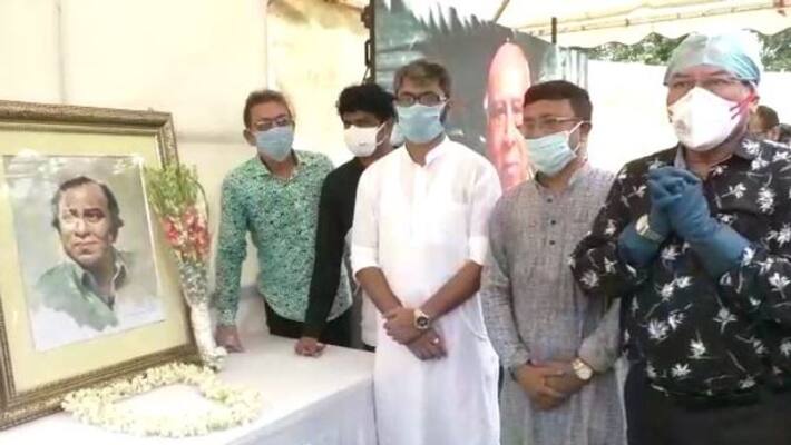 Legendary footballer PK Banerjee's 84th birthday celebrated with reverence Legendary footballer PK Banerjee's 84th birthday celebrated with reverence
