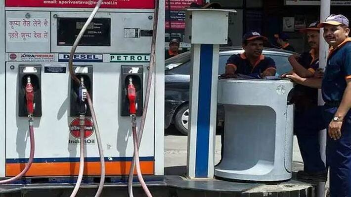 for the first time diesel costlier than petrol in Delhi KPP for the first time diesel costlier than petrol in Delhi KPP