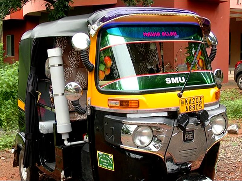 ಇವರು ಮನೆ ಸಮೀಪದ ರಾಜೀವನಗರ ಆಟೋ ನಿಲ್ದಾಣದಲ್ಲಿ ಆಟೋ ಇಡುತ್ತಾರೆ.