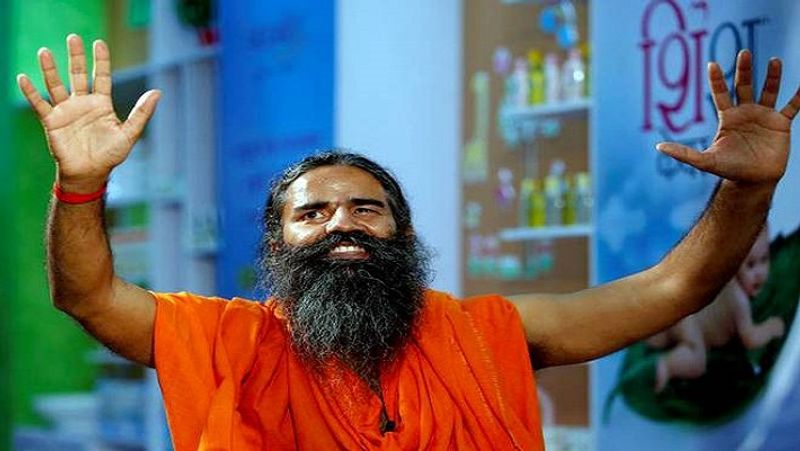 पतंजलि स्टोर्स खोले
पतंजलि के उत्पादों की बिक्री के लिए बाबा रामदेव ने देश के हर छोटे-बड़े शहर में पतंजलि स्टोर खुलवाए और अपने उत्पादों की मार्केटिंग का एक विशाल नेटवर्क खड़ा किया। इससे इनका बिजनेस काफी बढ़ा।
