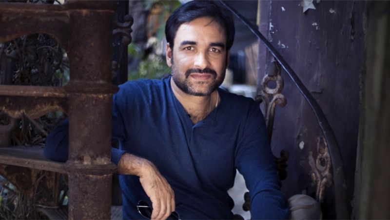 पंकज का मानना है कि उन्होंने ऐसा गुरूर में नहीं किया था। बल्कि वह तकरीबन 22 साल थिएटर और रंगमंच को दे चुके हैं, जिसके बाद उन्हें किरदार की नब्ज पकड़ने में ज्यादा वक्त नहीं लगता है।