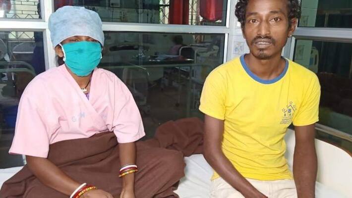 bengal man cycles wife to jharkhand hospital 100 kilometers away bengal man cycles wife to jharkhand hospital 100 kilometers away