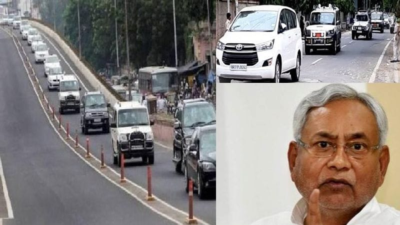 मुजफ्फरपुर जिले के केवटसा में थानेदार मविनय कुमार की लापरवाही से मुख्यमंत्री नीतिश कुमार के काफिले में अचानक से एक ट्रक घुस आया। इससे सीएम की सुरक्षा में तैनात सुरक्षाकर्मियों में हडकंप मच गया।