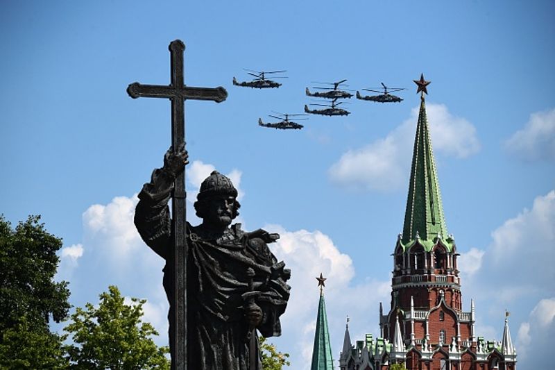 indian troops participate in victory day parade in moscow