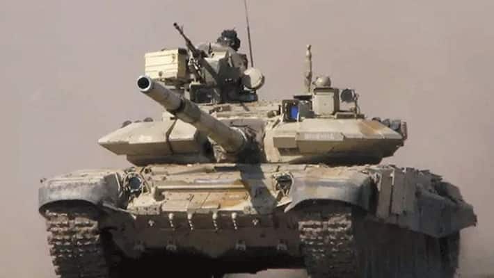 India sent a powerful T-90 Bhishma tank to the Ladakh border India sent a powerful T-90 Bhishma tank to the Ladakh border