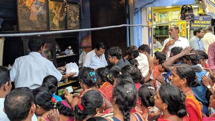 Coronavirus positive...Iruttu Kadai Halwa owner Hari singh committed suicide Coronavirus positive...Iruttu Kadai Halwa owner Hari singh committed suicide