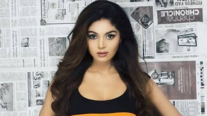 Actress Sanam Shetty Compalaint Sathankulam Father and son Death to Human Rights Commission Actress Sanam Shetty Compalaint Sathankulam Father and son Death to Human Rights Commission
