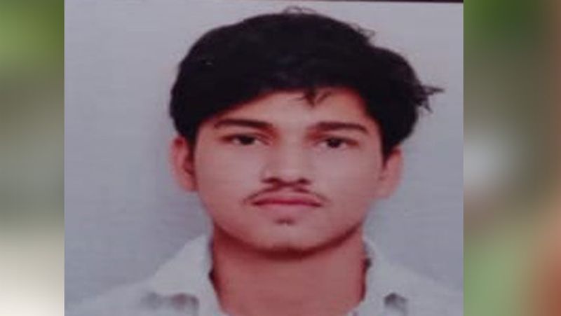 परिजनों के मुताबिक, रोहित पढ़ने में होशियार था। 