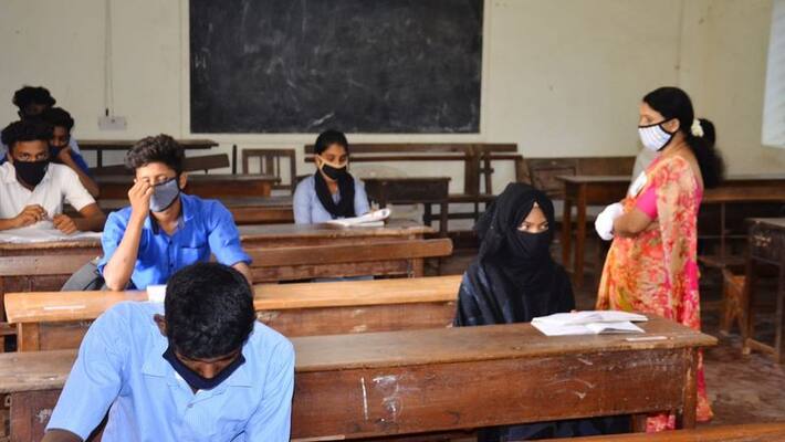 SSLC Mock Test Is Only 1 Side in the District in Karnataka grg SSLC Mock Test Is Only 1 Side in the District in Karnataka grg