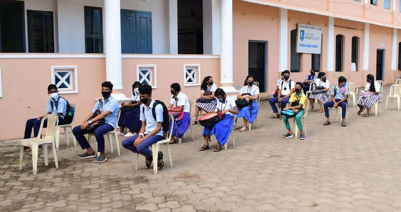 Finally SSLC Exams successfully done By Karnataka Govt In corona pandemic