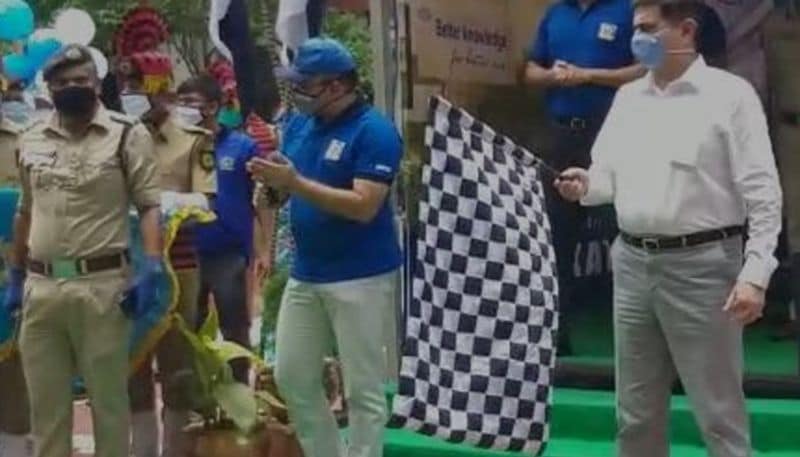 বিশ্ব জুড়ে আন্তর্জাতিক ড্রাগ দিবস পালিত হচ্ছে। শুক্রবার লালবাজারে কলকাতার পুলিশ কমিশনার অনুজ শর্মা আন্তর্জাতিক ড্রাগ দিবসে অনুষ্ঠানের সূচনা করেছেন।