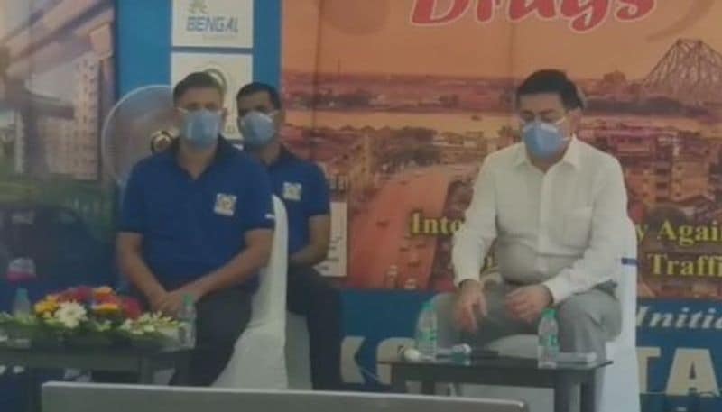 কলকাতার পুলিশ কমিশনার অনুজ শর্মা জানিয়েছেন, কলকাতায় করোনা পরিস্থিতিতে তেমন ভাবে কলকাতা পুলিশের তরফে ড্রাগ দিবস পালন করা সম্ভব হচ্ছে না।