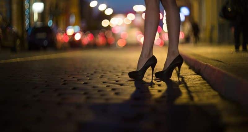 Mumbai kamathipura prostitutes opt alternative jobs due to Covid19 vcs