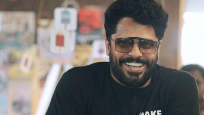 aashiq abu about being a cinematographer in the new movie haagar aashiq abu about being a cinematographer in the new movie haagar