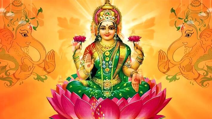 These simple steps should be done every evening to please Goddess Mahalakshmi KPI These simple steps should be done every evening to please Goddess Mahalakshmi KPI