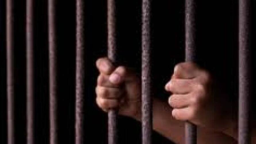 youth attempt to commit suicide in police custody in alappuzha etj youth attempt to commit suicide in police custody in alappuzha etj