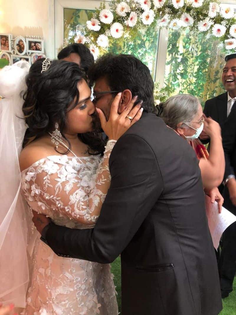 Bigboss Fame Vanitha Vijaykumar Daughter Who Brings the mother to her wedding Video Going Viral