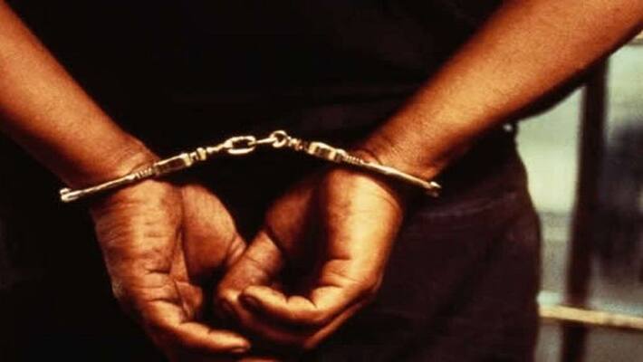 Defendant arrested for stealing Rs 25 lakh from a third floor mobile shop in Edappally Defendant arrested for stealing Rs 25 lakh from a third floor mobile shop in Edappally
