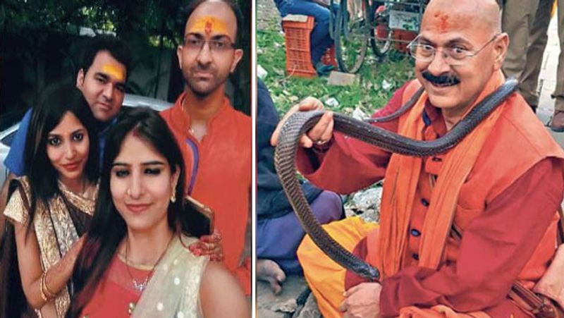 रेखा ने ससुरालवालों पर दहेज प्रताड़ना का भी आरोप लगाया है। रेखा ने कहा कि उन्हें मानसिकतौर पर प्रताड़ित किया जा रहा है। जब वे इसका विरोध जतातीं, तो धमकाया जाता था। जब यह सब उनकी बर्दाश्त से बाहर हुआ, तो वे मायके आ गईं। रेखा भाजपा नेता गणेश मिश्रा की बेटी हैं। वे एक NGO चलाती हैं। गणेश मिश्रा खुद अपनी बेटी को लेकर डीएसपी से मिले थे। इसके बाद शनिवार को मामला दर्ज किया गया। यह तस्वीर फरवरी 2016 की है। महाशिवरात्रि पर डीके पांडेय परिवार के साथ शक्तिपीठ रजरप्पा पहुंचे थे। उन्होंने गले में सांप लपेटा था। इस पर प्रधान वन संरक्षक वन्य जीव रत्नाकर सिंह ने उन्हें नोटिस भेजा था।