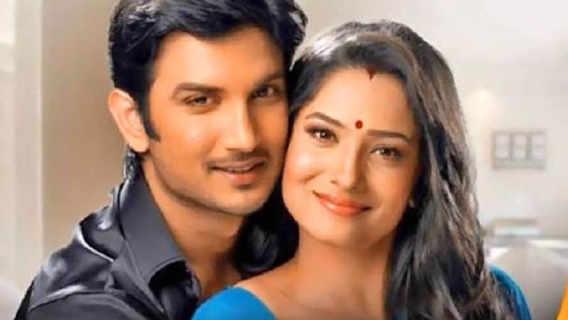 তবে সুশান্তের প্রতি রিয়ার ব্যবহারই অভিনেতার অবসাদের প্রধান কারণগুলির মধ্যে একটি। অন্যদিকে বেশ কিছু সম্পর্কও নিমেষের মধ্যে ভেঙে যায় সুশান্তের।