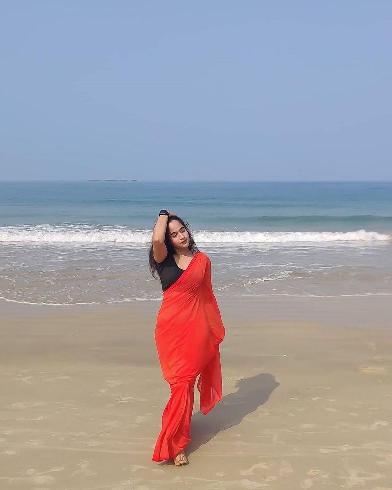 Bigg Boss Fame Social Media Star Deepthi Sunaina Hot Photos