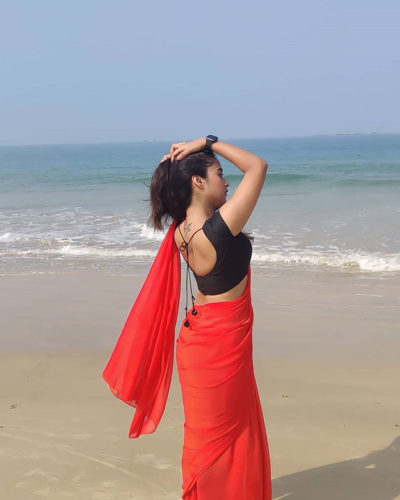 Bigg Boss Fame Social Media Star Deepthi Sunaina Hot Photos