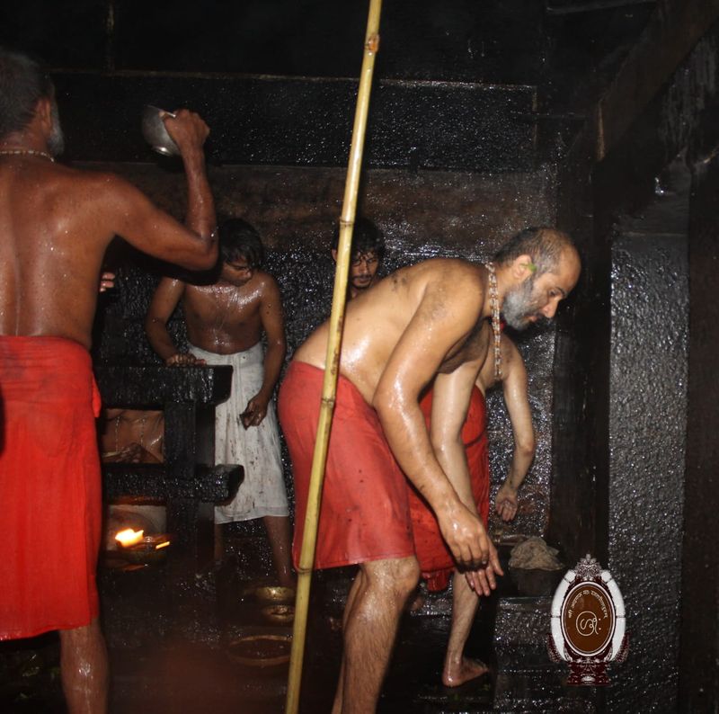 ಪಲಿಮಾರು ಮಠದ ಶ್ರೀ ವಿದ್ಯಾದೀಶ ತೀರ್ಥರು ಭಾಗವಹಿಸಿದ್ದರು.