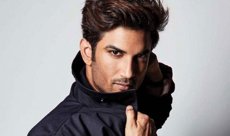আর কোমড় বেঁধে সেই কেসের তদন্তে নেমে পড়েছেন মুম্বই পুলিশ। আর্জি জানিয়েছেন ভরসা রাখার। একের পর এক সুশান্তের জিনি,স পাঠানো হচ্ছে ফরেন্সিকে।এবার উঠে এল তাঁর মোবাইল ঘিরে তথ্য।