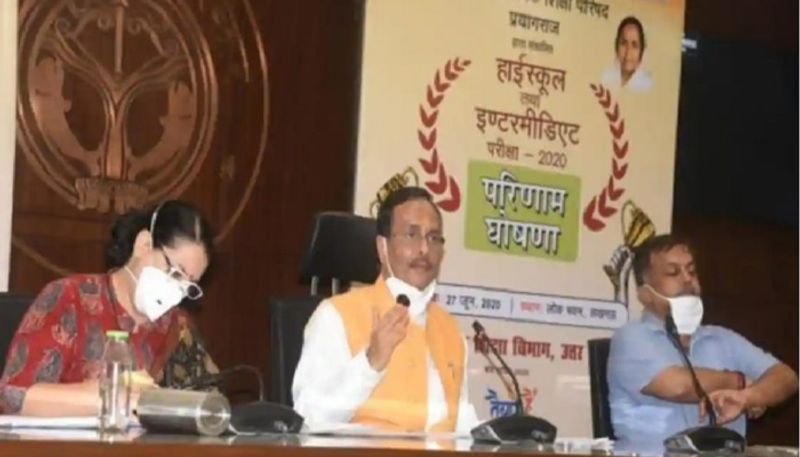 प्रिंसिपल यह भी कहते हैं मुकेश के पिता का यह सपना है कि उनका बेटा डॉक्टर बने। लेकिन मुकेश एनडीए में जाना चाहता है।
