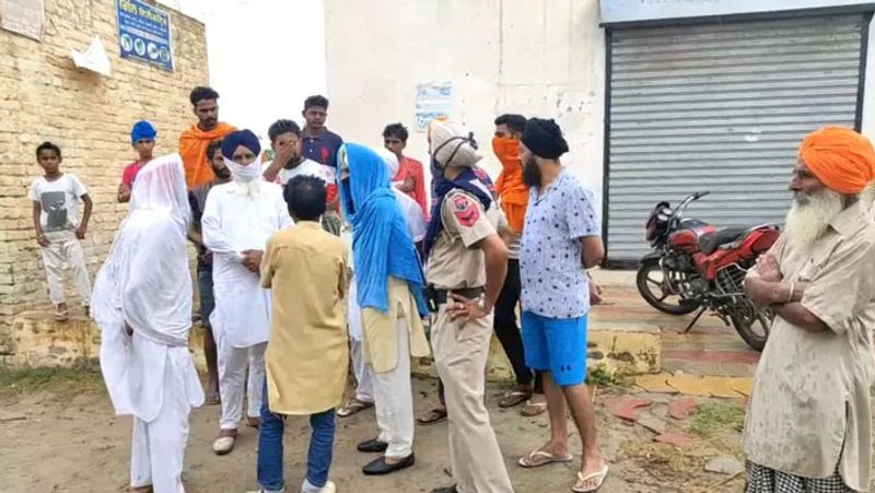 पुलिस ने जब गुरजंट को पकड़ा, वो नशे की हालत में घूम रहा था। जांच में यह बात भी सामने आई कि परिवार में बंटवारे को लेकर भी झगड़ होता रहता था। गुरजंट ने बताया कि रात करीब 11.30 बजे परिवार में झगड़ा हुआ था। जब नौबत मारपीट की आई, तो पिता ने ड्राइवर गुरसाहिब को फोन करके बुला लिया था। दलजीत ड्राइवर को पसंद नहीं करता था। उसे देखकर वो आग बबूला हो गया और 4 लाशें बिछा दीं।