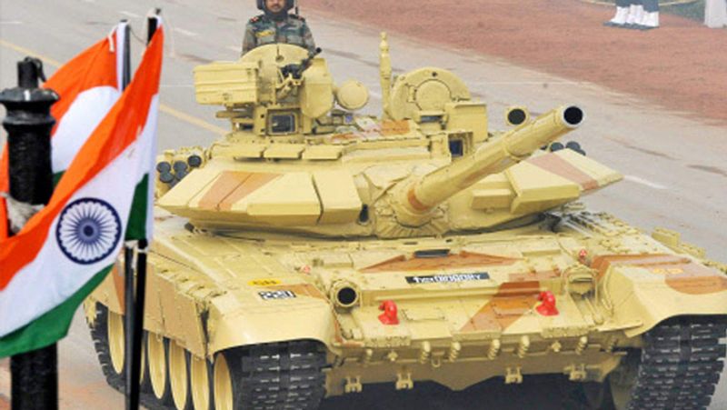 भारत सबसे ज्यादा हथियार रूस से खरीदता है। रूस से भारत ने टैंक के गोले से लेकर बम की आपूर्ति जल्द करने को कहा है। रूस इन हथियारों की डिलीवरी करने के लिए तैयार हो गया है। 