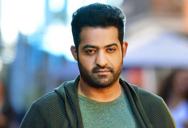 Payal Ghosh shocking reaction on who oppose Jr NTR