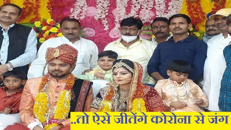 बुंदेलखंड में भानु प्रताप सिंह वर्मा भाजपा के दिग्गज नेता माने जाते है। जालौन-भोगनीपुर-गरौठा से वो सांसद हैं और कोंच में घर है। उन्होंने 28 जून को अपने बेटे की शादी की, जिसमें वे बिना मास्क लगाए नजर आए।
