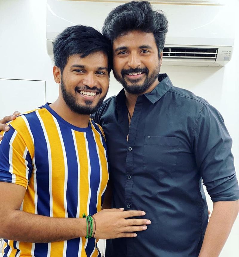 ரக்ஷன் சிவா கார்த்திகேயன் போல ஆவப்போறாரா அவரை பின்பற்றும் ரக்ஷன் 