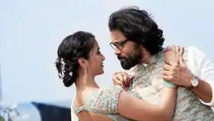 Actor Vikaram Cobra Movie First Song Thumbi Thullal Released Actor Vikaram Cobra Movie First Song Thumbi Thullal Released