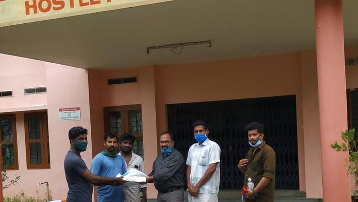 AIYF activists have taken over the disinfectionduty of quarantine rooms AIYF activists have taken over the disinfectionduty of quarantine rooms