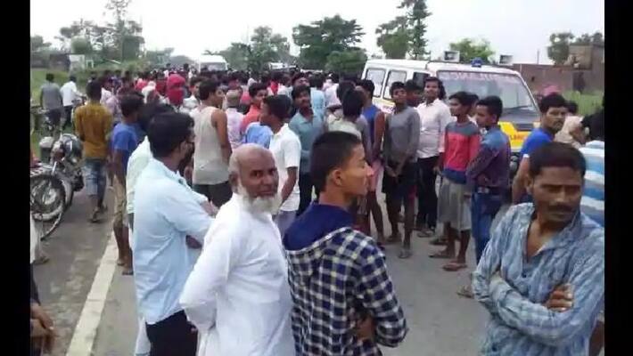 Cash van and auto-rickshaw collision, 4 including 3 children killed, all going to wedding ceremony ASA Cash van and auto-rickshaw collision, 4 including 3 children killed, all going to wedding ceremony ASA