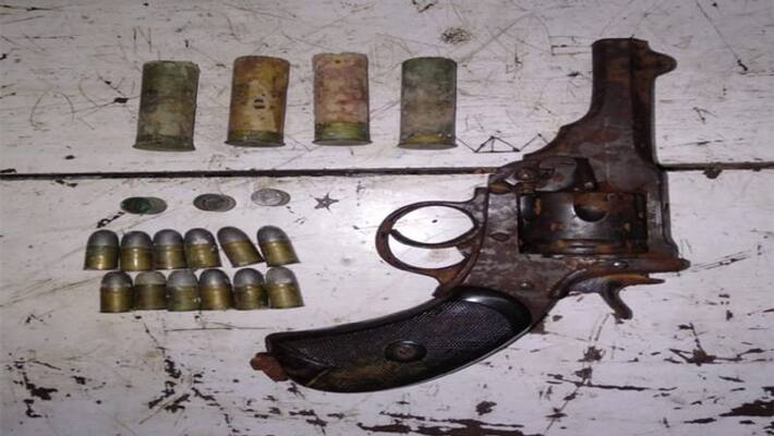 gun and bullets seized kurnool police gun and bullets seized kurnool police